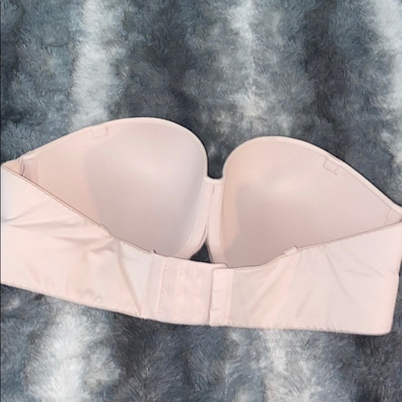 ✨𝚂𝚝𝚛𝚊𝚙𝚕𝚎𝚜𝚜 𝙱𝚛𝚊✨ - Picture 2 of 3